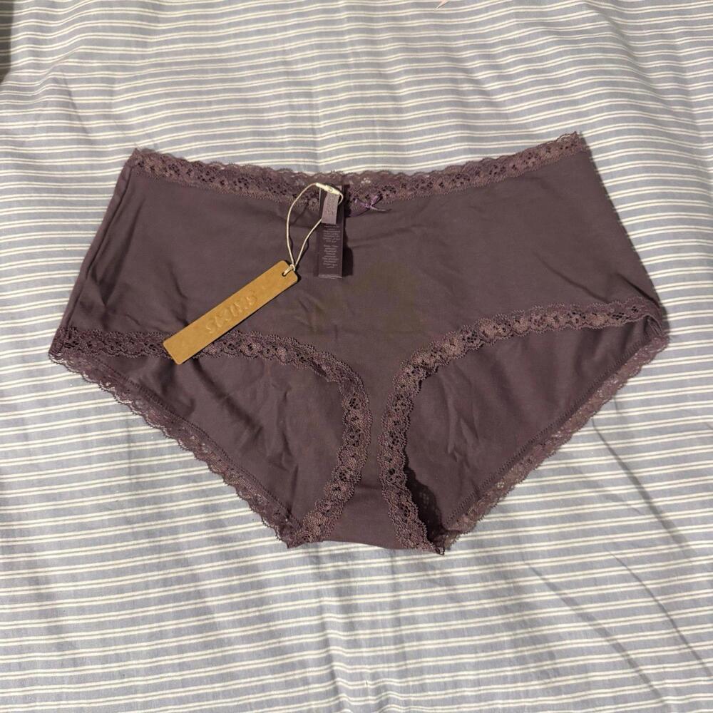 Skims Lightweight stretch cotton lace boy shorts